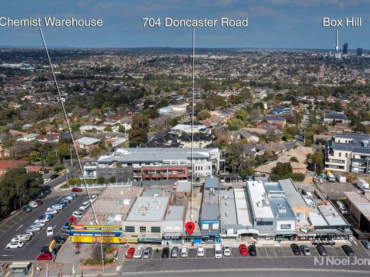 Click to view all images 704 Doncaster Road Doncaster VIC 3108 - Image 1