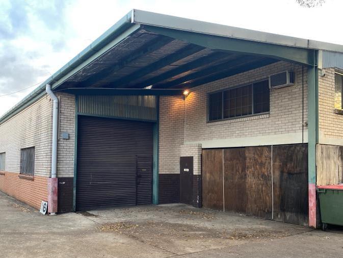 Click to view all images 165 Newbridge Road Chipping Norton NSW 2170 - Image 1