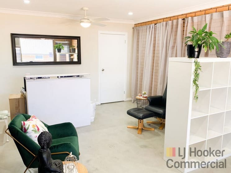 Click to view all images 2/69 Webb Street East Gosford NSW 2250 - Image 3