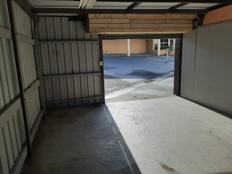 Click to view all images Garage B/106 Old Pittwater Road Brookvale NSW 2100 - Image 1