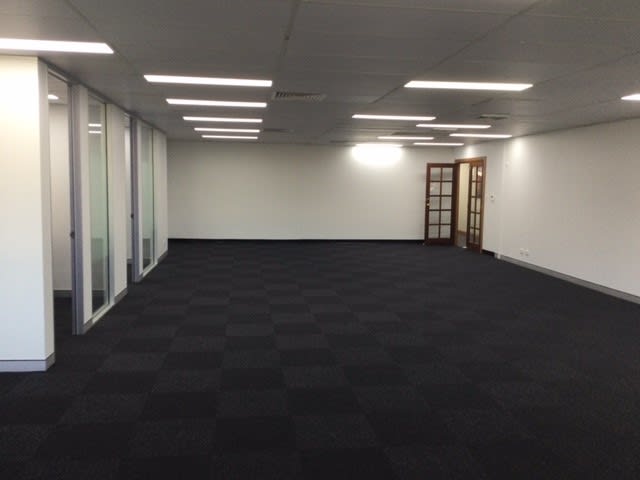 Click to view all images 3 & 7/1177 Logan Road Holland Park West QLD 4121 - Image 3