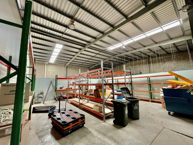 Click to view all images Mansfield QLD 4122 - Image 3