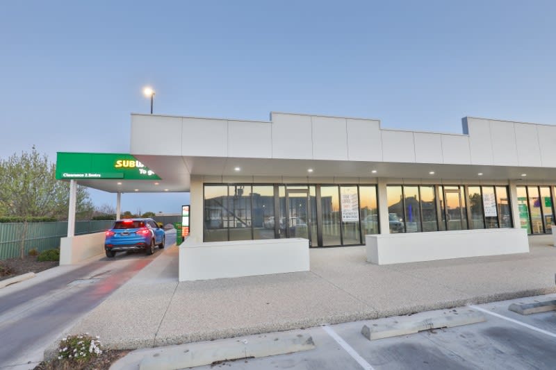 Click to view all images Shop 2, 760 Benetook Avenue Mildura VIC 3500 - Image 1