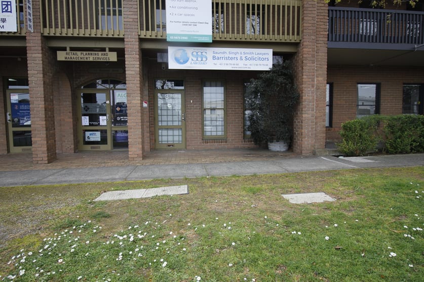 Click to view all images 3/45 Railway Road Blackburn VIC 3130 - Image 1