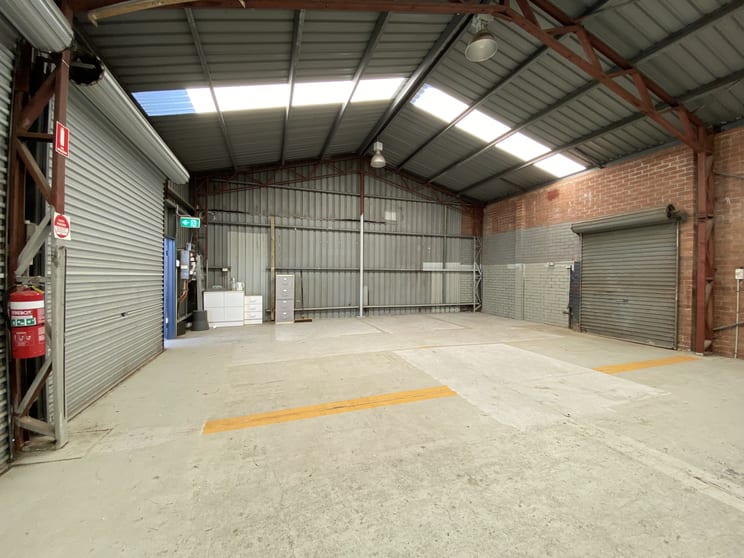 Click to view all images 44 Hamilton Street Dapto NSW 2530 - Image 2