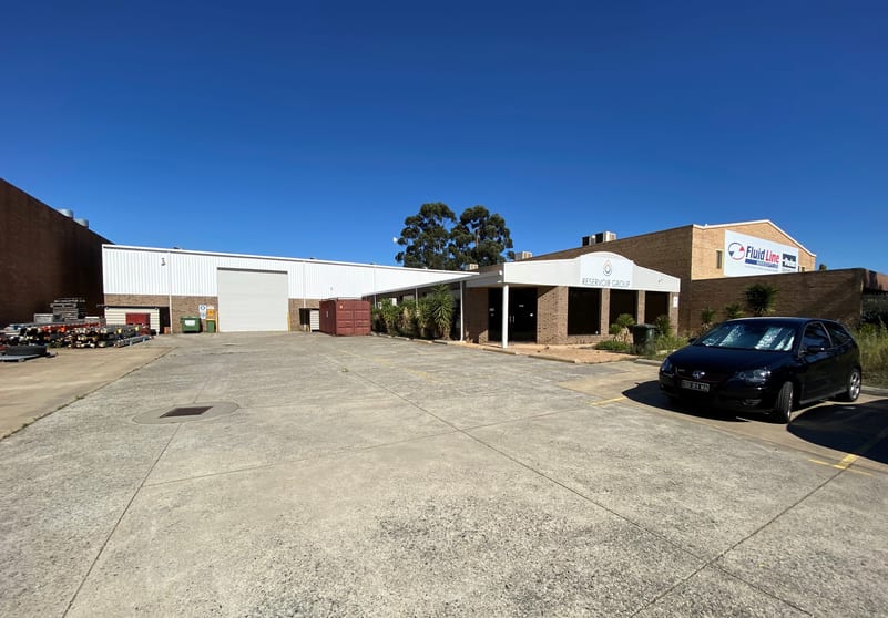 Click to view all images 661 Dundas Road Forrestfield WA 6058 - Image 1