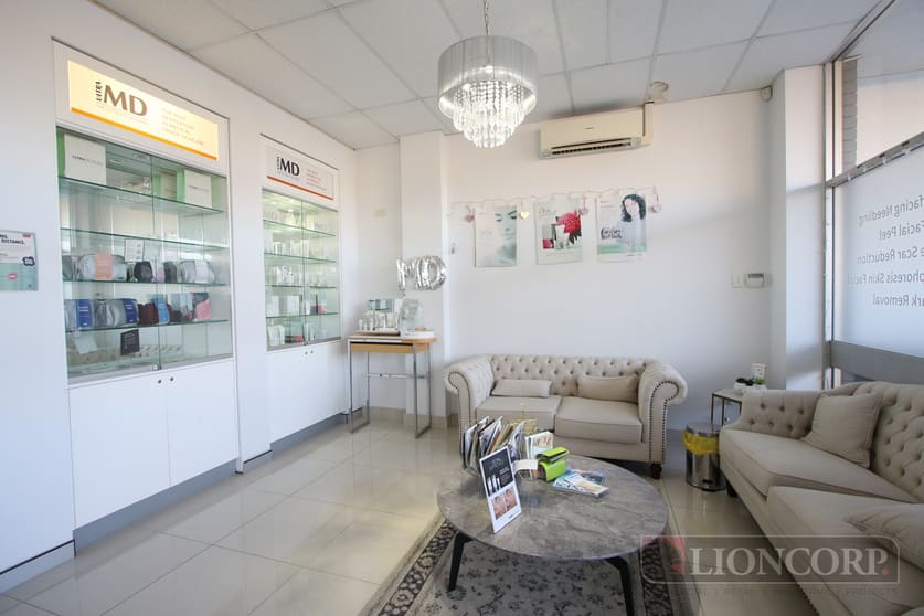 Click to view all images Upper Mount Gravatt QLD 4122 - Image 2
