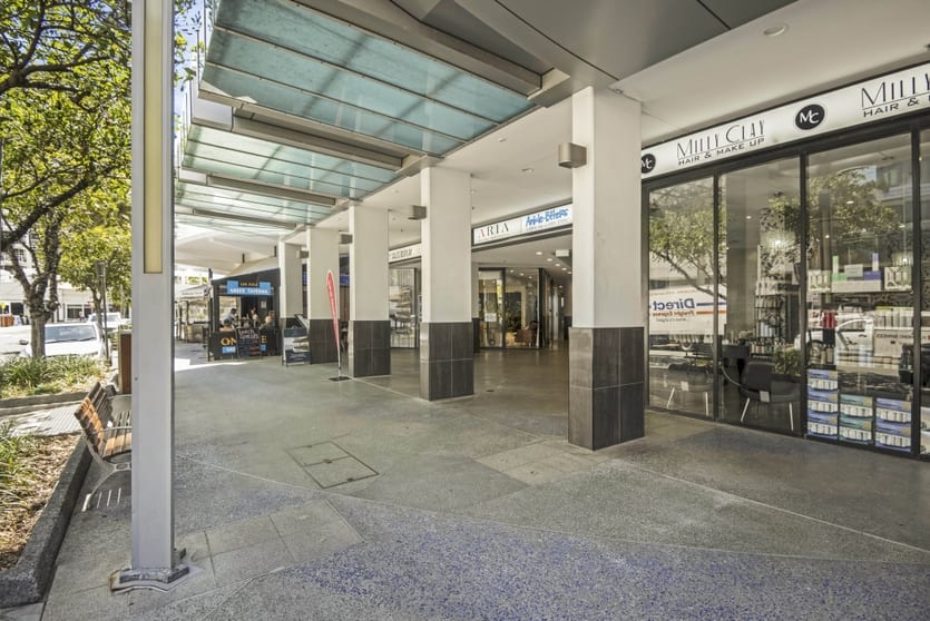 Click to view all images 17 Albert Avenue Broadbeach QLD 4218 - Image 2