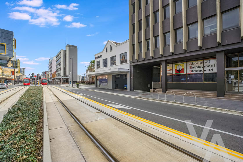 Click to view all images Level Ground/418-422 Hunter Street Newcastle NSW 2300 - Image 2