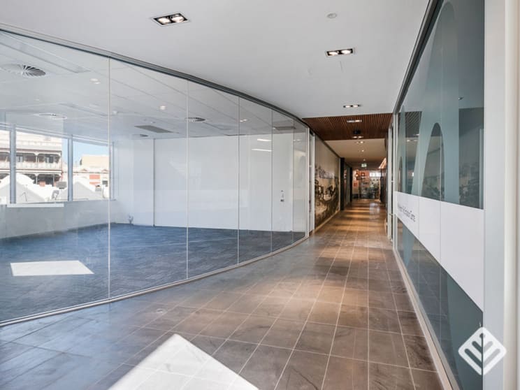 Click to view all images 3 Cantonment Street Fremantle WA 6160 - Image 3
