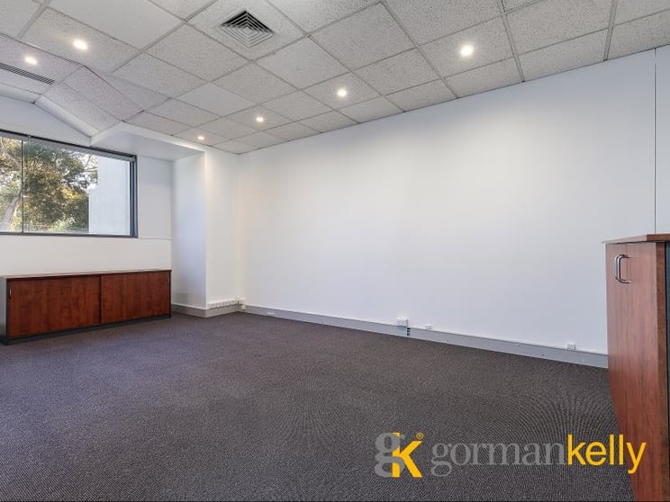 Click to view all images Suite 2/437 Canterbury Road Surrey Hills VIC 3127 - Image 3