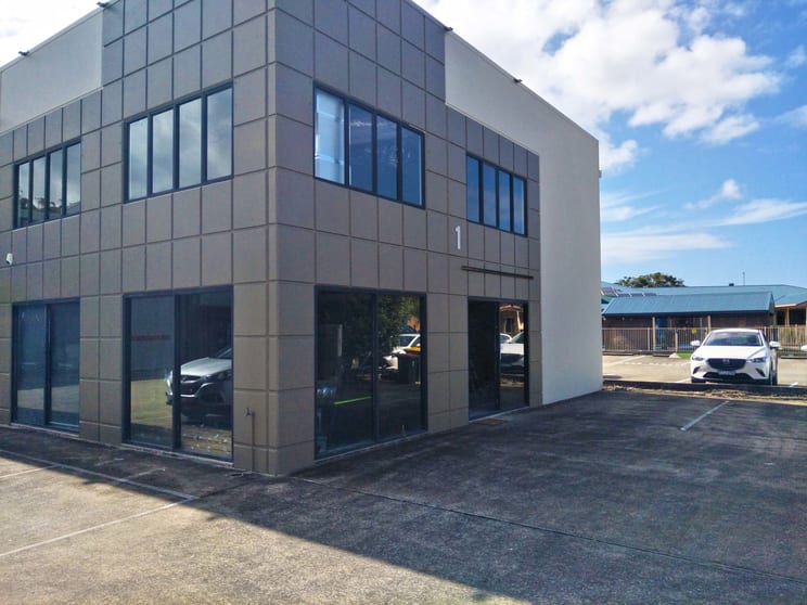 Click to view all images 1/23-25 Corporation Circuit Tweed Heads South NSW 2486 - Image 1