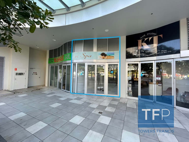 Click to view all images 17b/120 Marine Parade Coolangatta QLD 4225 - Image 1