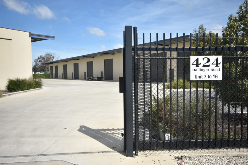 Click to view all images 11/424 Dallinger Road Lavington NSW 2641 - Image 1