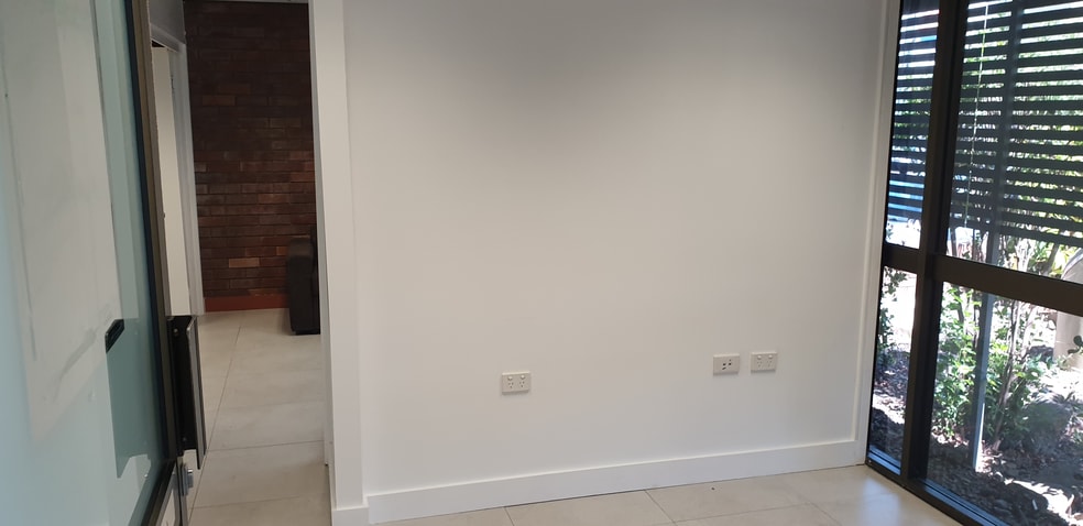 Click to view all images 1/3 Wharf Street Ipswich QLD 4305 - Image 2