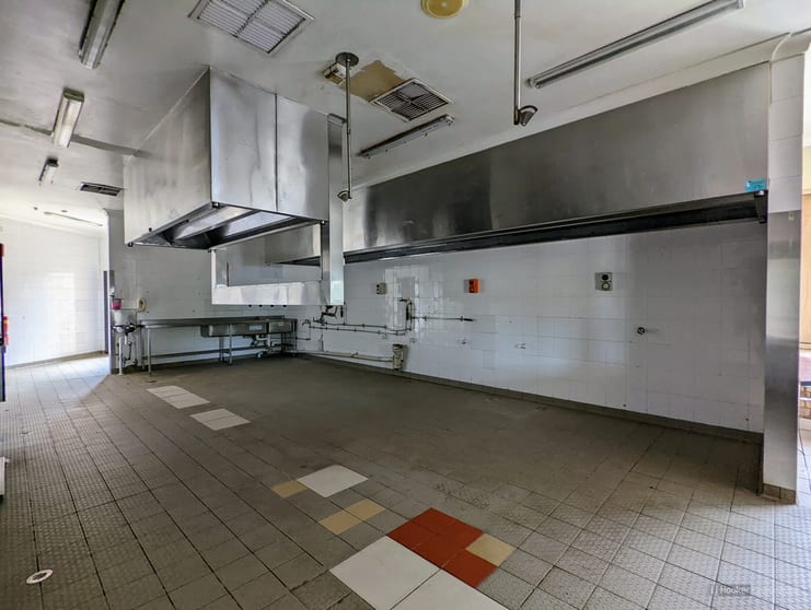 Click to view all images Shop 1/281-285 Ruthven Street Toowoomba City QLD 4350 - Image 3