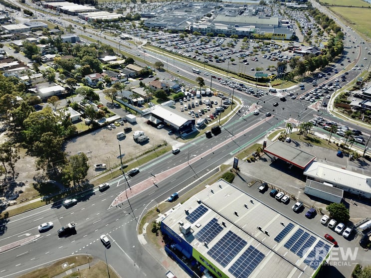 Click to view all images 170 Brisbane Road Arundel QLD 4214 - Image 2
