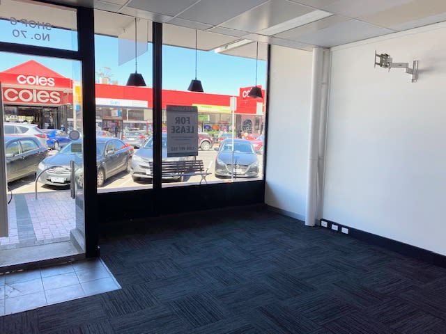 Click to view all images 6/70 Watton Street Werribee VIC 3030 - Image 2