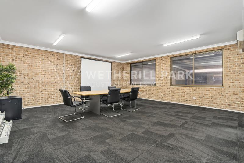 Click to view all images Wetherill Park NSW 2164 - Image 3
