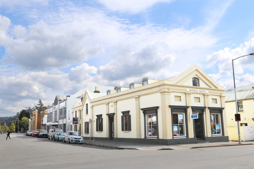 Click to view all images 2/100 Cameron Street Launceston TAS 7250 - Image 1