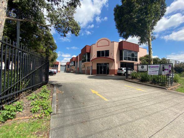 Click to view all images Unit 6/38-40 Whyalla Place Prestons NSW 2170 - Image 1