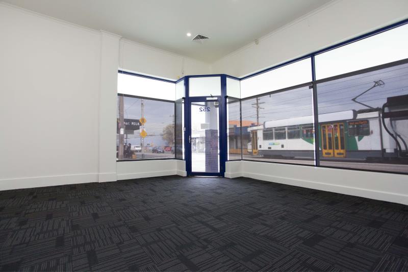 Click to view all images 252 Mt Alexander Road Ascot Vale VIC 3032 - Image 3