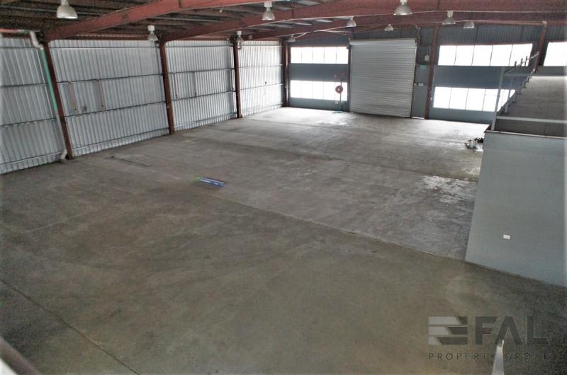 Click to view all images Unit 1/94 Boniface Street Archerfield QLD 4108 - Image 2