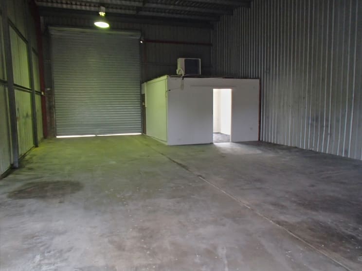 Click to view all images 8a/25 Michlin Street Moorooka QLD 4105 - Image 2