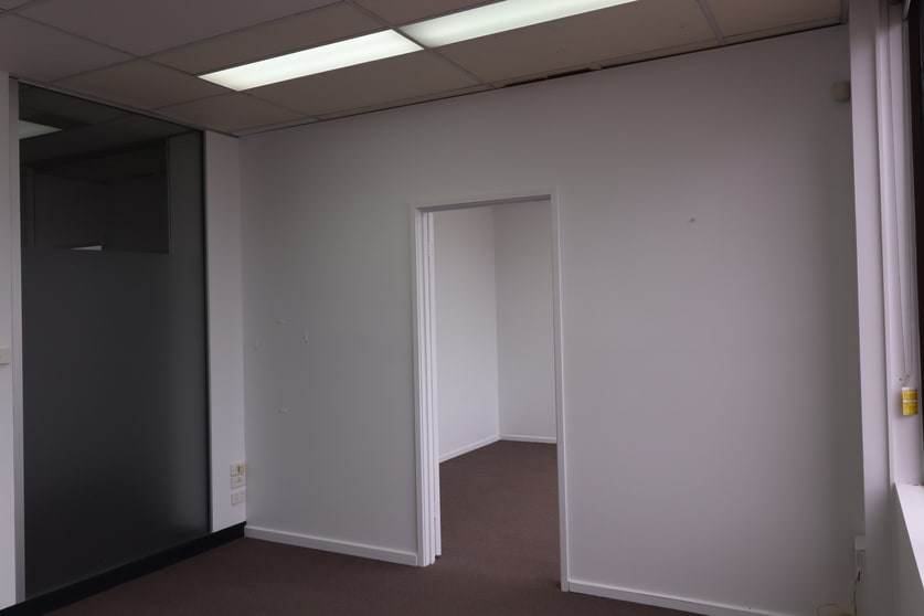 Click to view all images Level 1, 1/11 Railway Grove Mornington VIC 3931 - Image 3