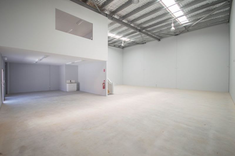 Click to view all images Unit 4/14 Technology Drive Arundel QLD 4214 - Image 2