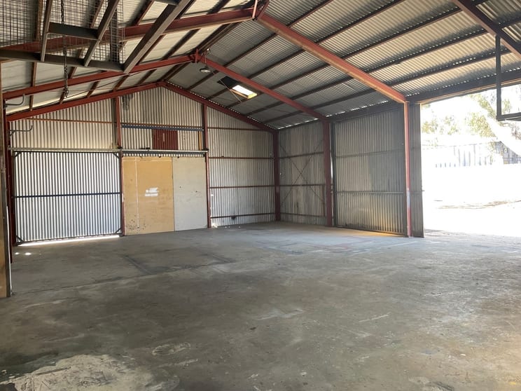 Click to view all images Shed 9/77 Hill Street Port Elliot SA 5212 - Image 2