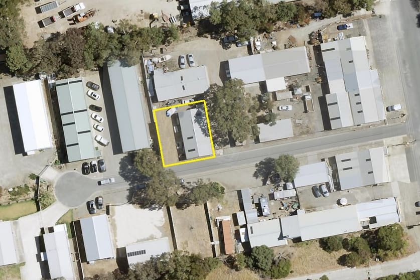Click to view all images Shed 9/77 Hill Street Port Elliot SA 5212 - Image 3
