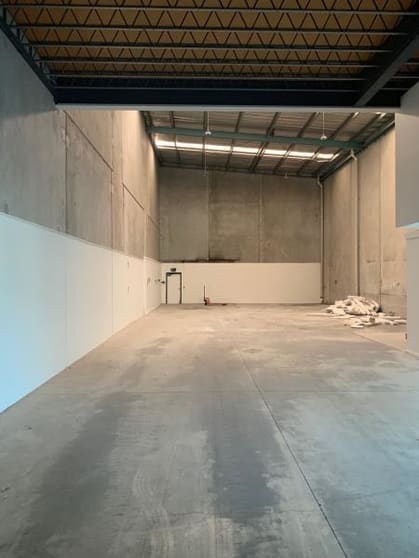 Click to view all images Unit 4/440 Dynon Road West Melbourne VIC 3003 - Image 3