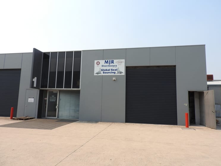 1/51 Grange Road Cheltenham VIC 3192 - Image 3