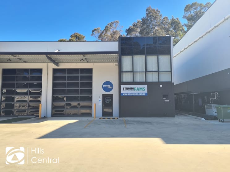 Click to view all images 1/242A New Line Road Dural NSW 2158 - Image 1