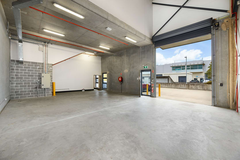 Click to view all images Unit 4/25 Gibbes Street Chatswood NSW 2067 - Image 2