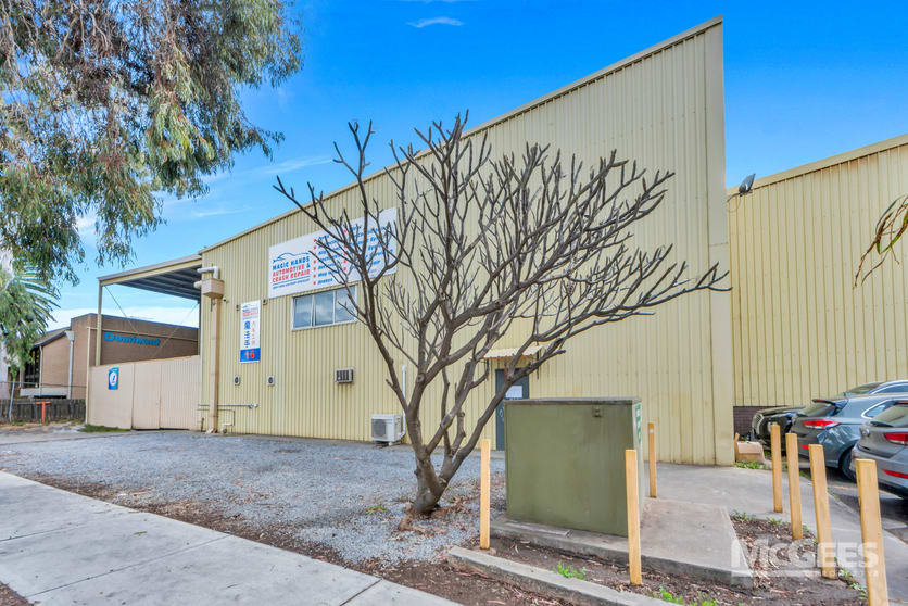 Click to view all images 1/16-18 Coglin Street Brompton SA 5007 - Image 3