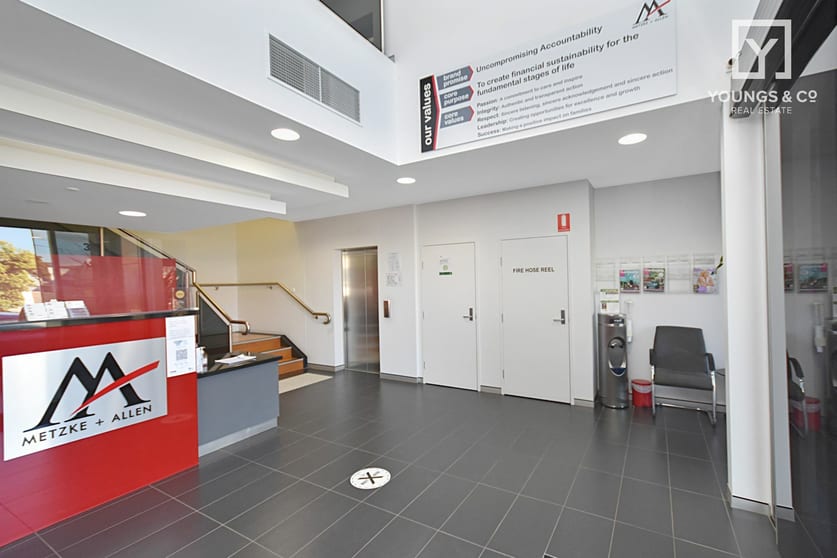 Click to view all images 3/38-40 Welsford Street Shepparton VIC 3630 - Image 2