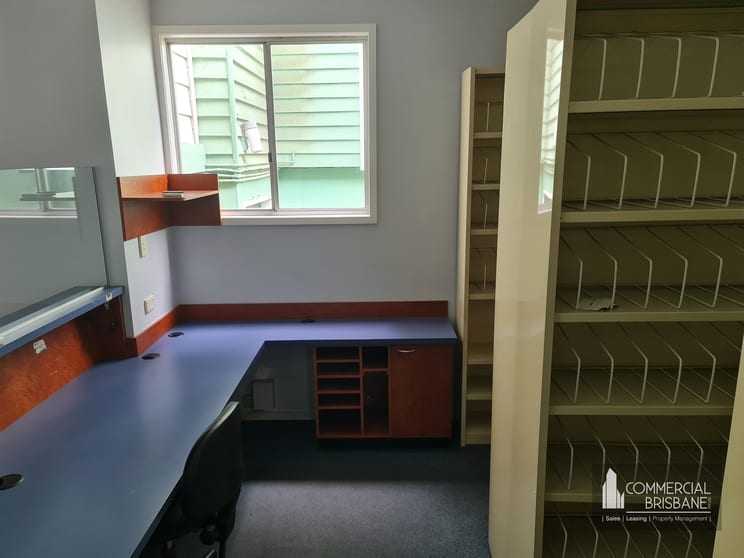 Click to view all images 499 Sandgate Road Ascot QLD 4007 - Image 2