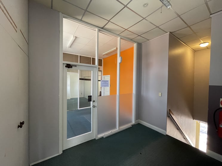 Click to view all images 4A/223-225 Main Road Blackwood SA 5051 - Image 2