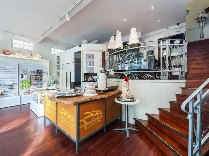 Click to view all images 105 Maribyrnong Road Ascot Vale VIC 3032 - Image 2