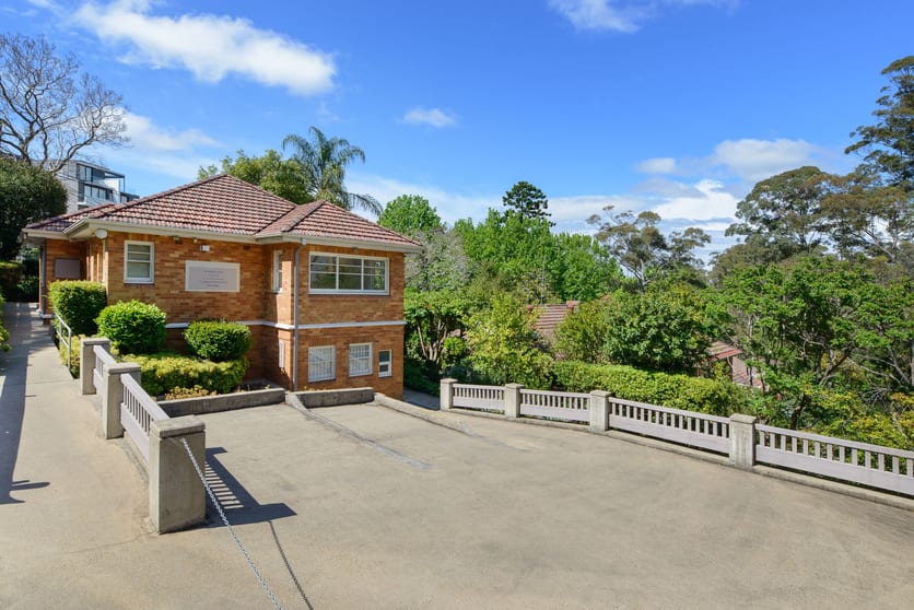 3 Livingstone Avenue Pymble NSW 2073 - Image 1