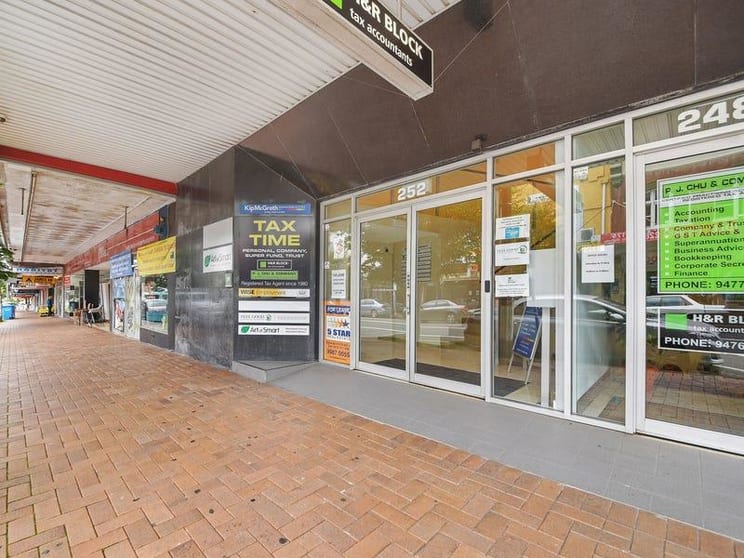 Click to view all images Hornsby NSW 2077 - Image 2