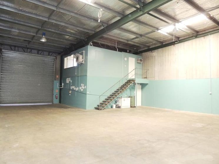 Click to view all images 2/39 Achievement Crescent Acacia Ridge QLD 4110 - Image 2