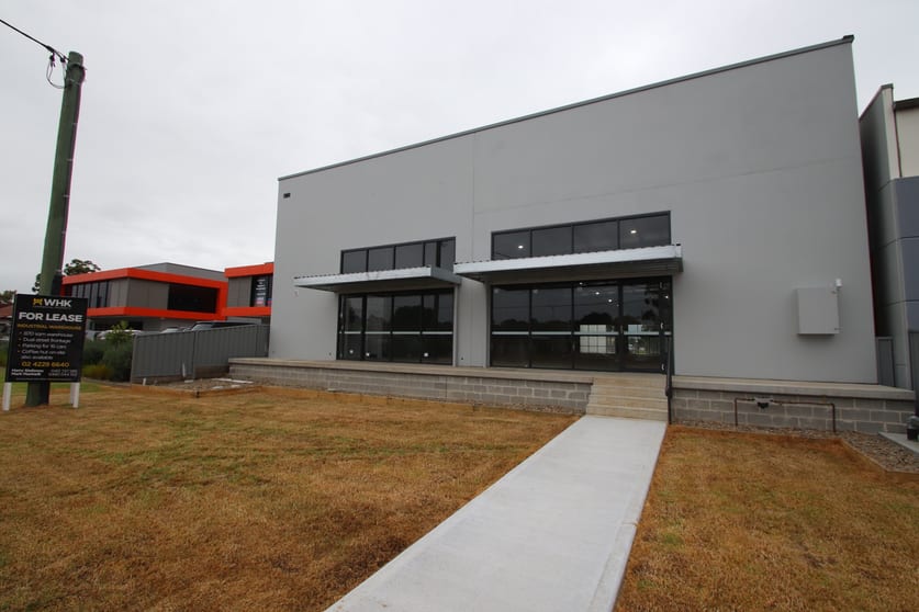 Click to view all images 114 Princes Highway Albion Park Rail NSW 2527 - Image 1