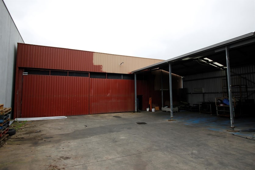 2/6 The Nook Bayswater North VIC 3153 - Image 2