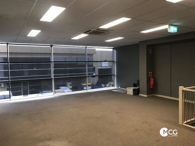 Click to view all images 7/71 Strzelecki Avenue Sunshine VIC 3020 - Image 3