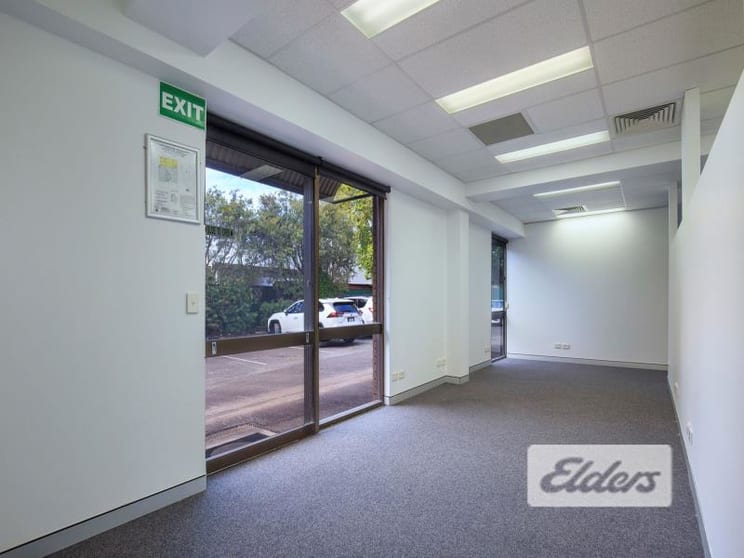 Click to view all images 6 Qualtrough Street Woolloongabba QLD 4102 - Image 3