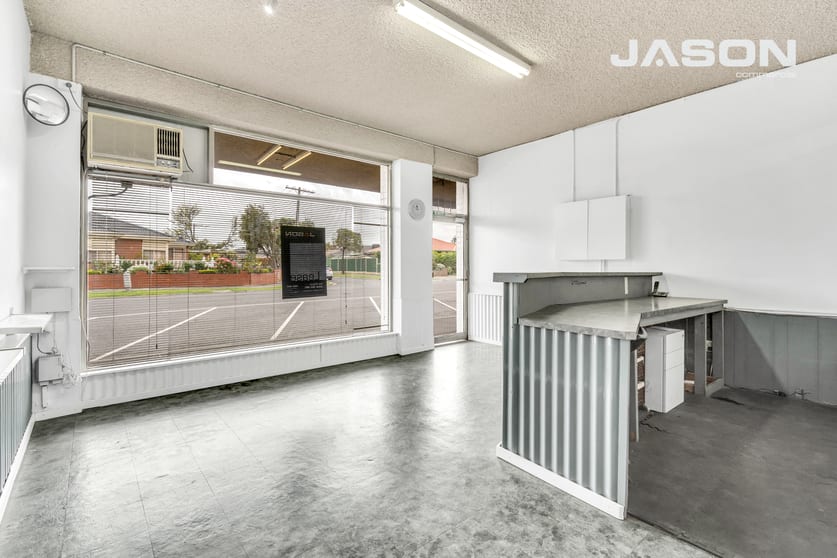 Click to view all images 55 Dawson Street Tullamarine VIC 3043 - Image 2