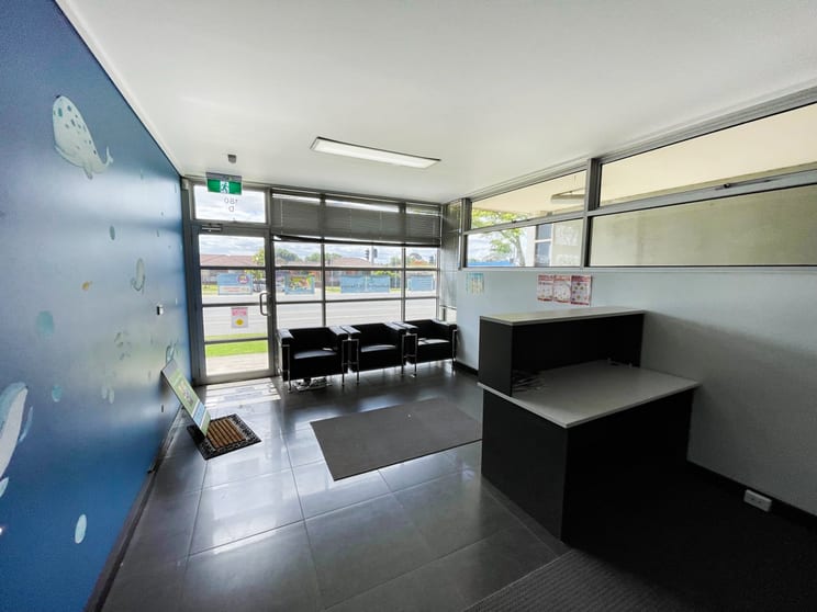 Click to view all images 180D Sladen Street Cranbourne VIC 3977 - Image 3